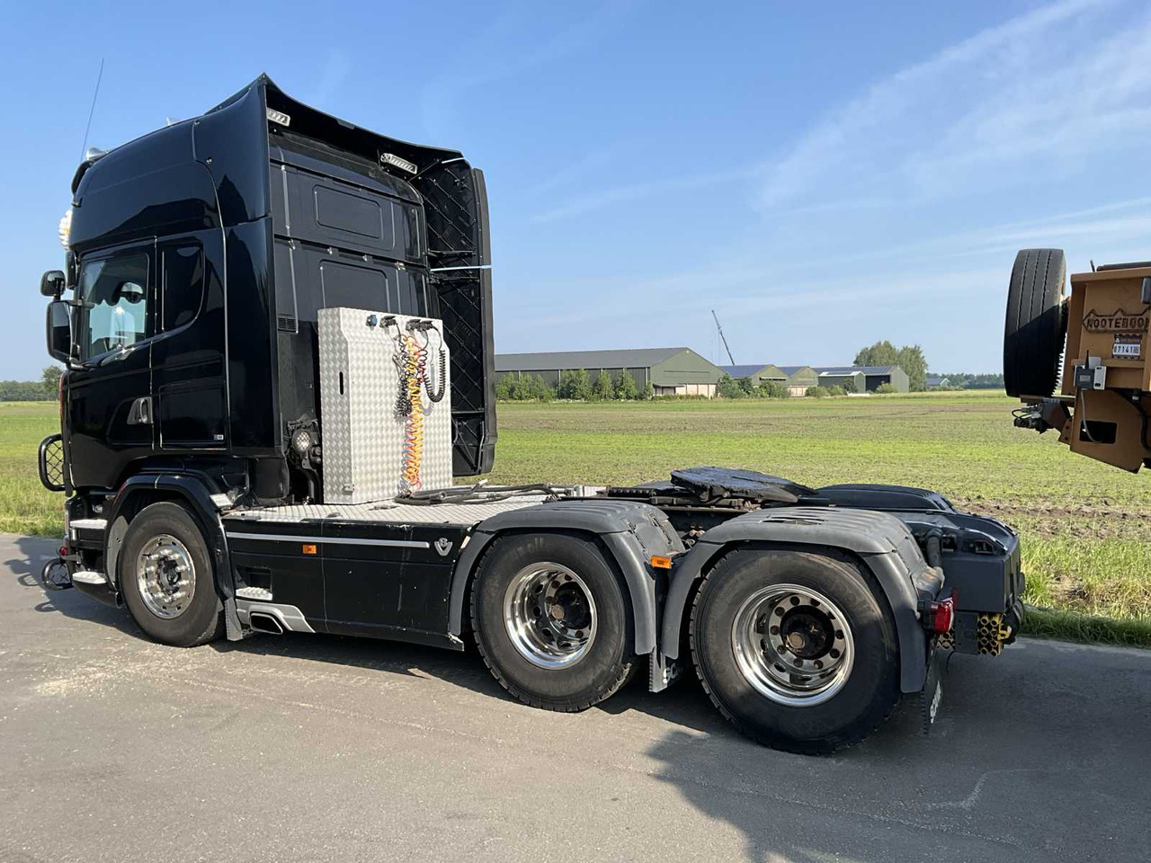 SCANIA R580 6x4 v8 - Tracteur routier: photos 3 SCANIA R580 6x4 v8 - Tracteur routier: photos 3