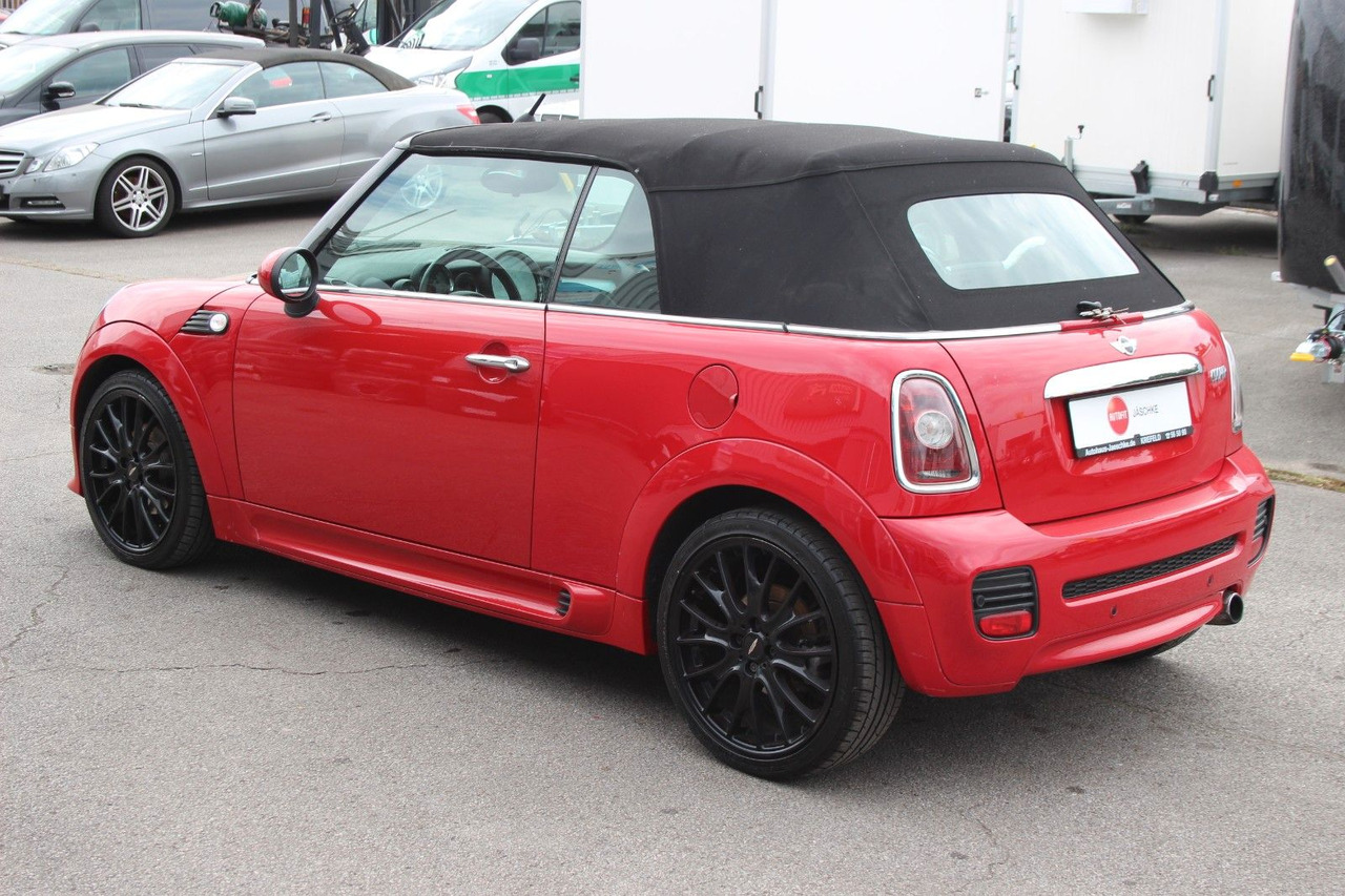 MINI COOPER Cabrio "Works Exterieur" Pepper 114tKM - Voiture: photos 5 MINI COOPER Cabrio "Works Exterieur" Pepper 114tKM - Voiture: photos 5