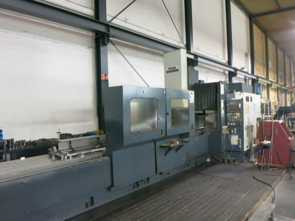 MAZAK AJV-35/240 - Fraiseuse: photos 3 MAZAK AJV-35/240 - Fraiseuse: photos 3