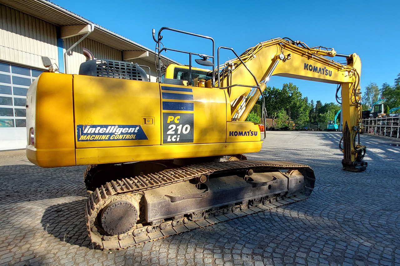 Komatsu PC210LCi-10 - Pelle sur chenille: photos 1 Komatsu PC210LCi-10 - Pelle sur chenille: photos 1
