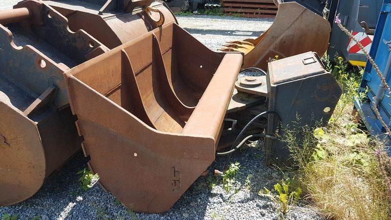 Winkelbauer Löffelpaket mit hydr. Schnellwechsler  - Godet pour pelle pour Engins de chantier: photos 5 Winkelbauer Löffelpaket mit hydr. Schnellwechsler  - Godet pour pelle pour Engins de chantier: photos 5