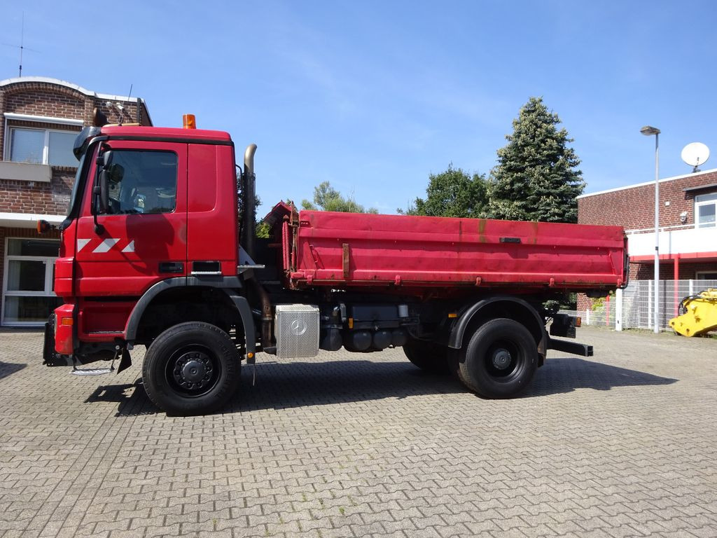 Mercedes-Benz 1832 Actros MEILLER 3Skipper4x4 mit Schneeplatte - Camion benne: photos 2 Mercedes-Benz 1832 Actros MEILLER 3Skipper4x4 mit Schneeplatte - Camion benne: photos 2