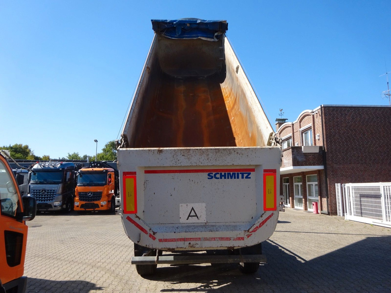 Schmitz Cargobull Kippauflieger mit 3 Achsen ca. 24 m³ 5x Bestand - Semi-remorque benne: photos 5 Schmitz Cargobull Kippauflieger mit 3 Achsen ca. 24 m³ 5x Bestand - Semi-remorque benne: photos 5