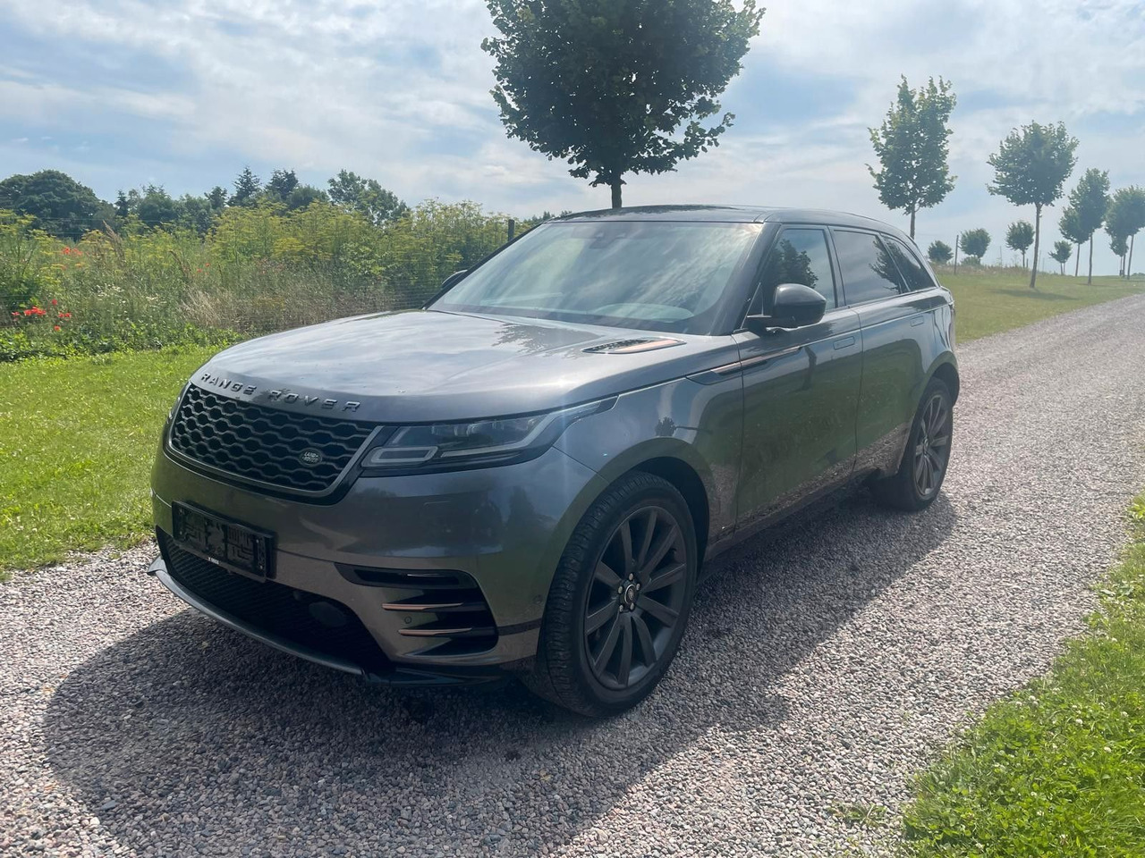 Land Rover Range Rover Velar R-Dynamic 3.0D 4WD Land Rover Velar R-Dynamic 3.0D 4WD *LKW zullasung: 2 sitze - SUV: photos 1 Land Rover Range Rover Velar R-Dynamic 3.0D 4WD Land Rover Velar R-Dynamic 3.0D 4WD *LKW zullasung: 2 sitze - SUV: photos 1
