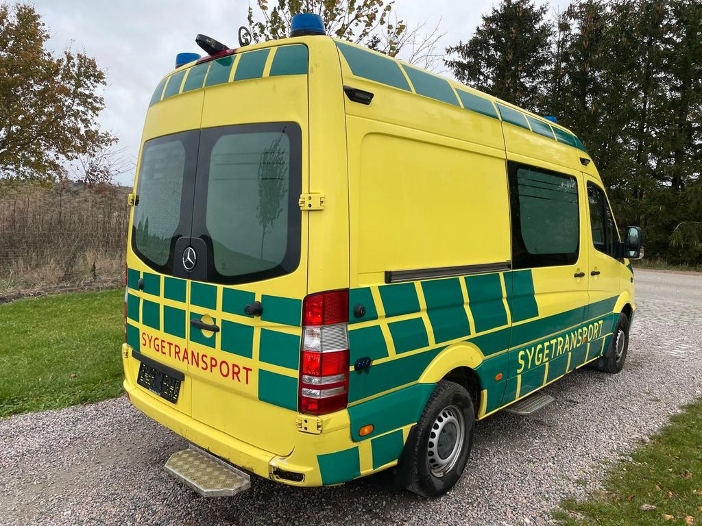 Mercedes-Benz Sprinter II 316 CDI Aut Ambulance - Fourgon utilitaire: photos 5 Mercedes-Benz Sprinter II 316 CDI Aut Ambulance - Fourgon utilitaire: photos 5
