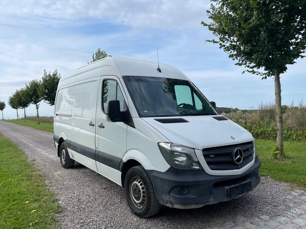 Mercedes-Benz Sprinter II Kasten 216 CDI Lang +Hoch - Fourgonnette: photos 1 Mercedes-Benz Sprinter II Kasten 216 CDI Lang +Hoch - Fourgonnette: photos 1