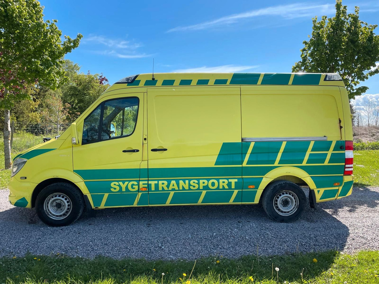 Mercedes-Benz Sprinter II Kasten 316 CDI Aut Ambulance* - Ambulance: photos 2 Mercedes-Benz Sprinter II Kasten 316 CDI Aut Ambulance* - Ambulance: photos 2