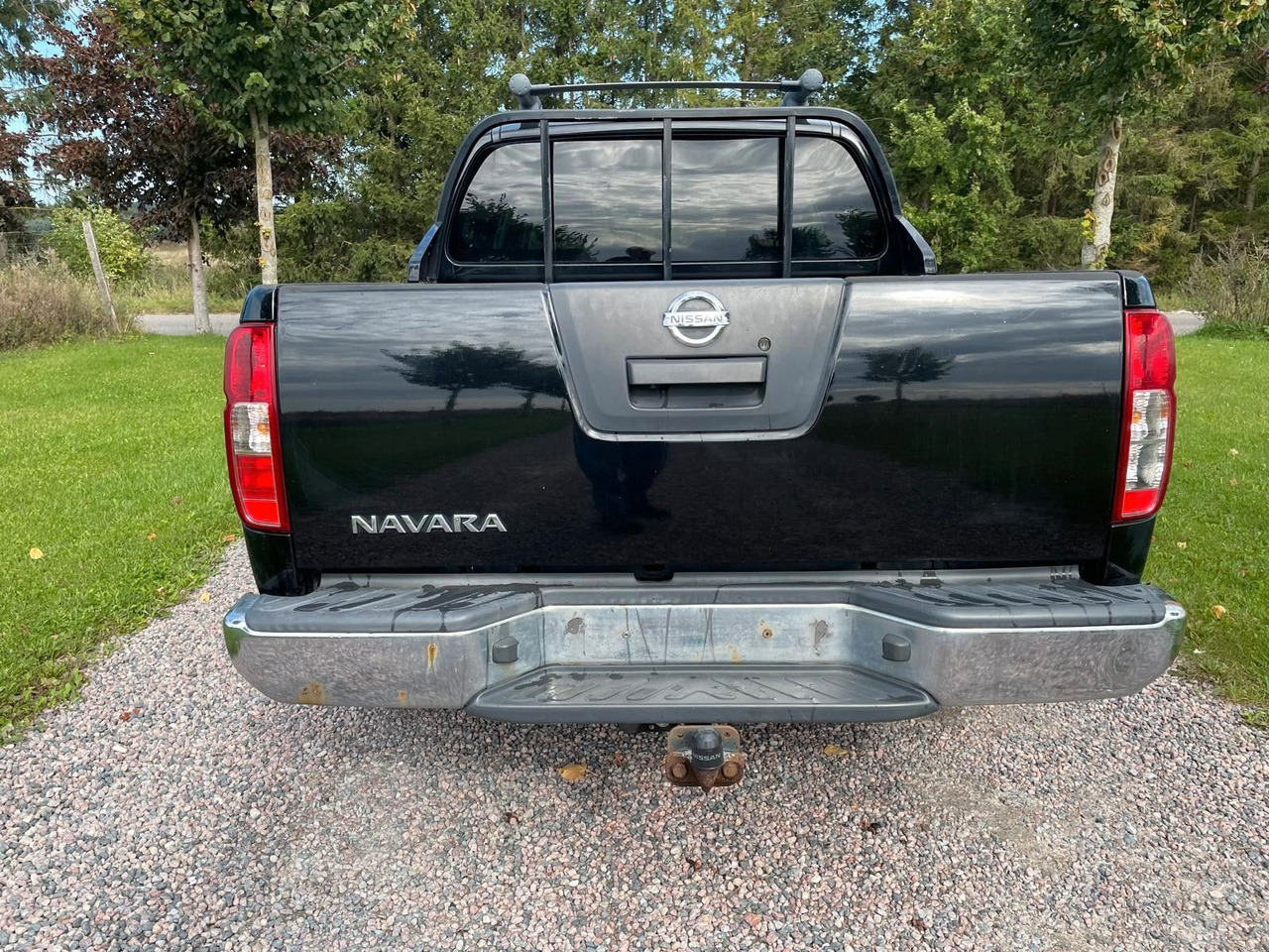 Nissan Navara Pickup Double Cab LE V6 4x4 LB - SUV: photos 4 Nissan Navara Pickup Double Cab LE V6 4x4 LB - SUV: photos 4