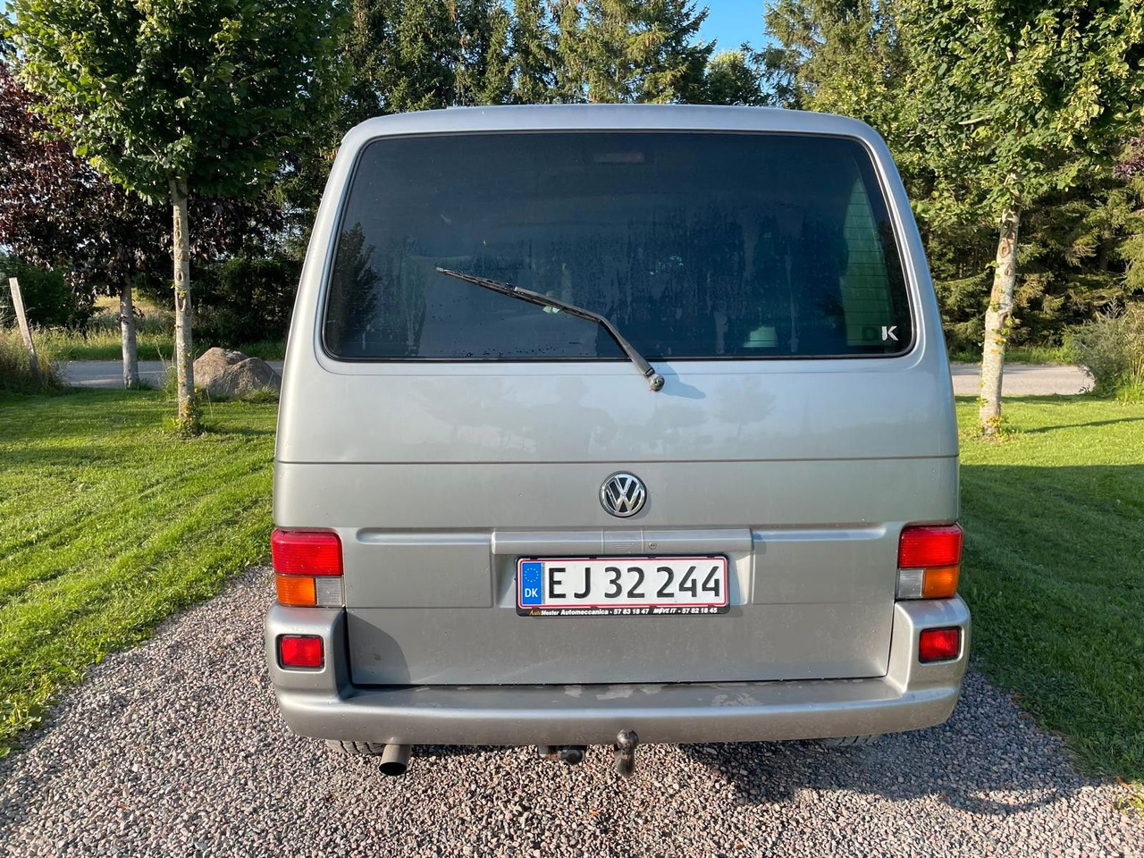 Volkswagen T4 Multivan Bus VR6 - Transport de personnes: photos 4 Volkswagen T4 Multivan Bus VR6 - Transport de personnes: photos 4