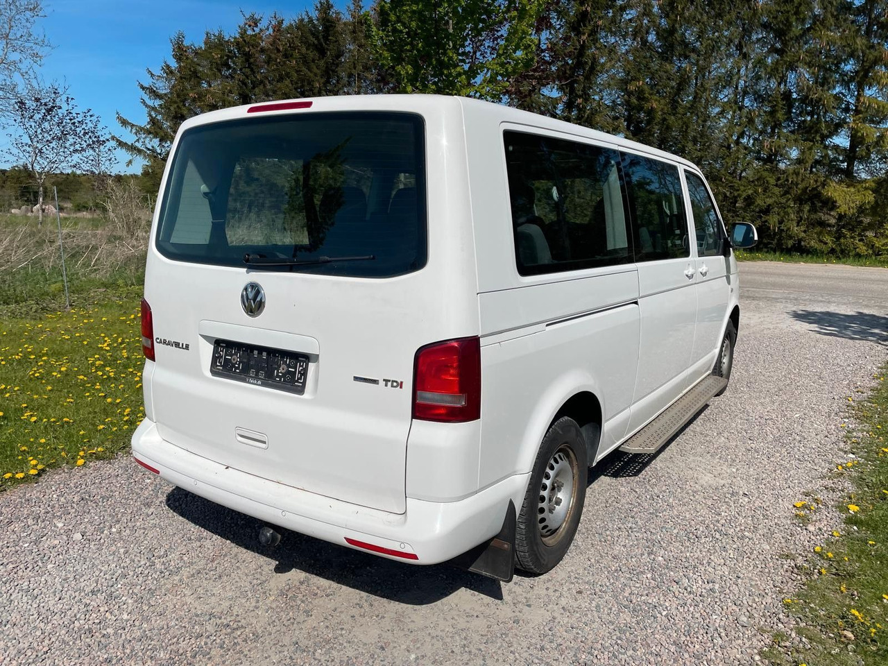 Volkswagen T5 Caravelle 2.0 TDI DSG Comfortline Lang - Transport de personnes: photos 5 Volkswagen T5 Caravelle 2.0 TDI DSG Comfortline Lang - Transport de personnes: photos 5