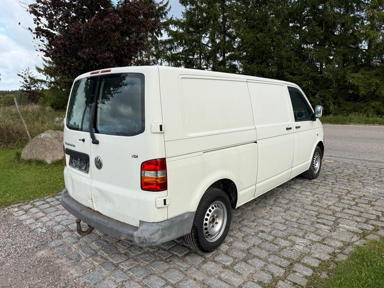 Volkswagen T5 Transporter 2.5 TDI Kasten lang - Fourgonnette: photos 4 Volkswagen T5 Transporter 2.5 TDI Kasten lang - Fourgonnette: photos 4