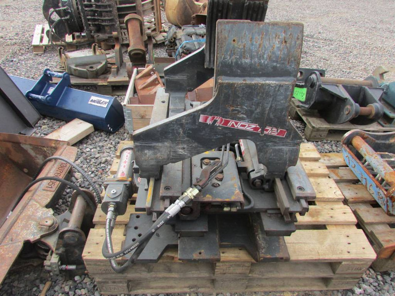 Bolzoni Fassgreifer drum clamp KG 06T2A SP - Pinces pour Matériel de manutention: photos 1 Bolzoni Fassgreifer drum clamp KG 06T2A SP - Pinces pour Matériel de manutention: photos 1