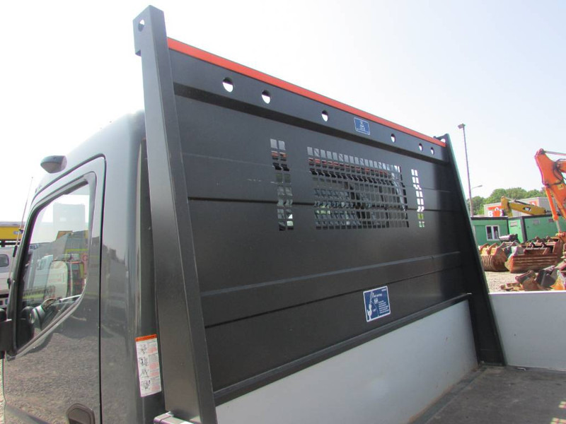 FUSO Canter 3 C 15 - Camion plateau: photos 3 FUSO Canter 3 C 15 - Camion plateau: photos 3