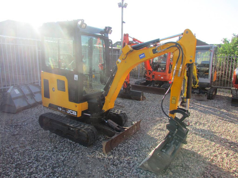 JCB 19 C-1 PC Minibagger 18.500 EUR - Mini pelle: photos 3 JCB 19 C-1 PC Minibagger 18.500 EUR - Mini pelle: photos 3