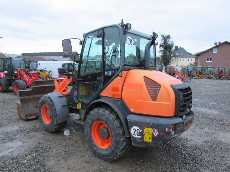 Komatsu WA 70-7 Radlader 24.500 EUR - Chargeuse sur pneus: photos 4 Komatsu WA 70-7 Radlader 24.500 EUR - Chargeuse sur pneus: photos 4