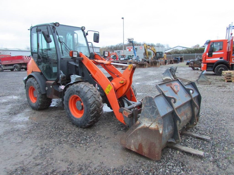 Komatsu WA 70-7 Radlader 24.500 EUR - Chargeuse sur pneus: photos 2 Komatsu WA 70-7 Radlader 24.500 EUR - Chargeuse sur pneus: photos 2