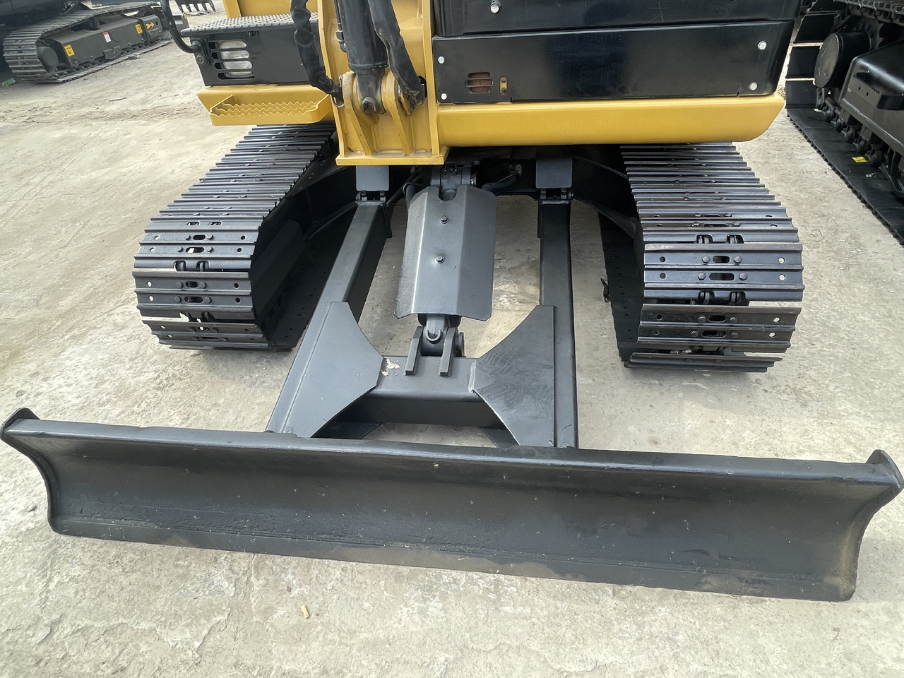 CATERPILLAR 305.5E2 - Mini pelle: photos 4 CATERPILLAR 305.5E2 - Mini pelle: photos 4