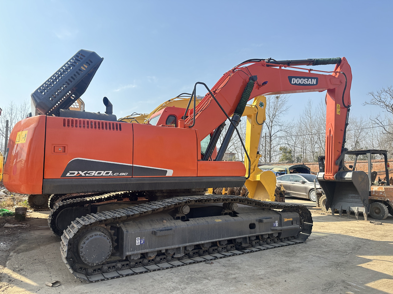 Doosan DX300-9C - Pelle sur chenille: photos 1 Doosan DX300-9C - Pelle sur chenille: photos 1