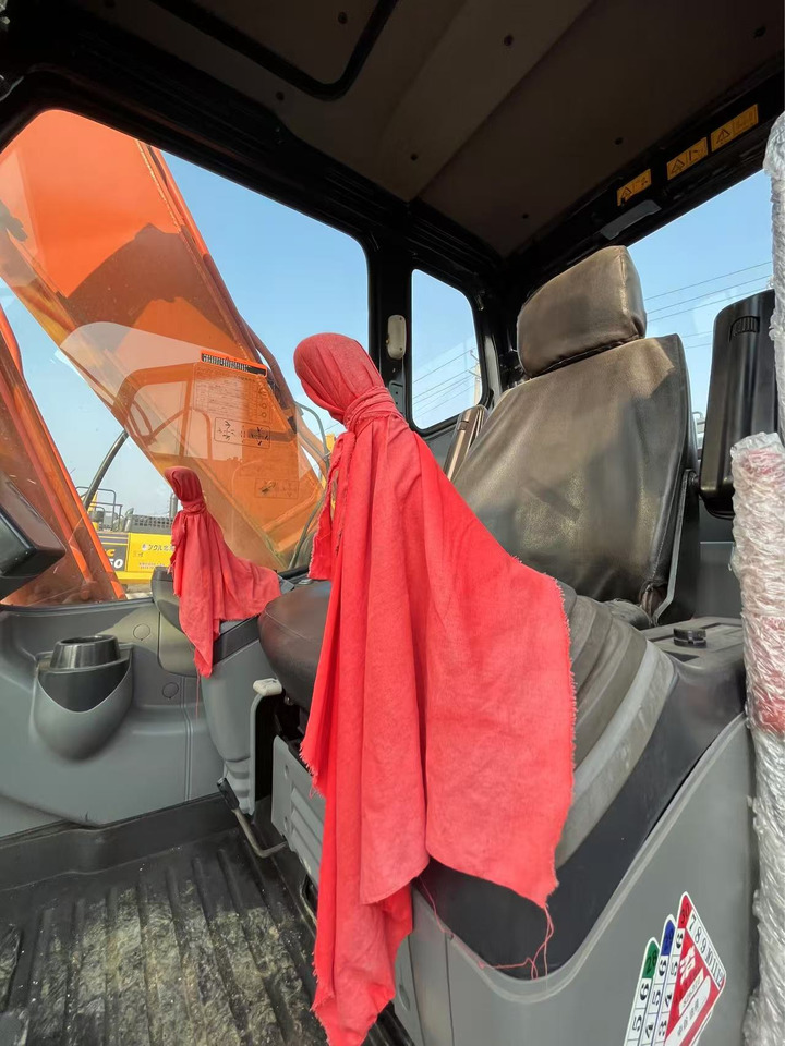 HITACHI ZX160 - Pelle sur chenille: photos 4 HITACHI ZX160 - Pelle sur chenille: photos 4