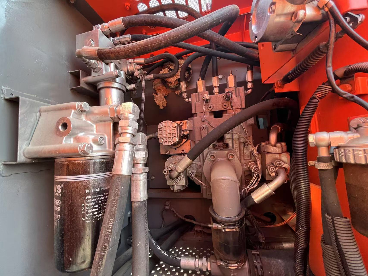 HITACHI ZX160 - Pelle sur chenille: photos 5 HITACHI ZX160 - Pelle sur chenille: photos 5