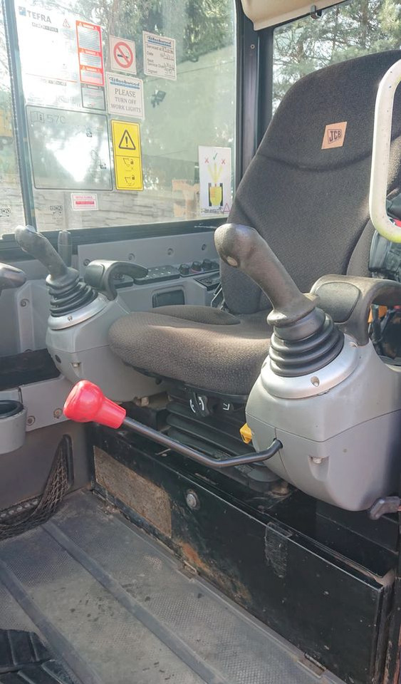 JCB - Pelle sur chenille: photos 4 JCB - Pelle sur chenille: photos 4