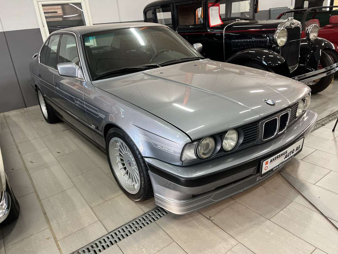 1992 BMW Alpina B10 3,5 - ny minstepris - Voiture: photos 1 1992 BMW Alpina B10 3,5 - ny minstepris - Voiture: photos 1