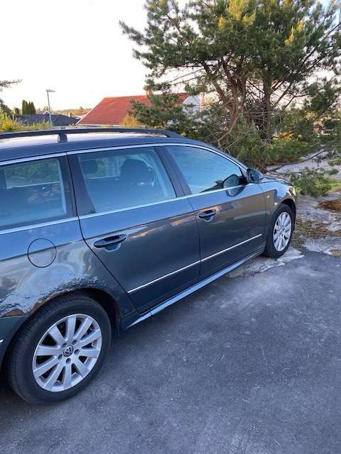 2009 Volkswagen Passat 1.9 TDI - Voiture: photos 4 2009 Volkswagen Passat 1.9 TDI - Voiture: photos 4