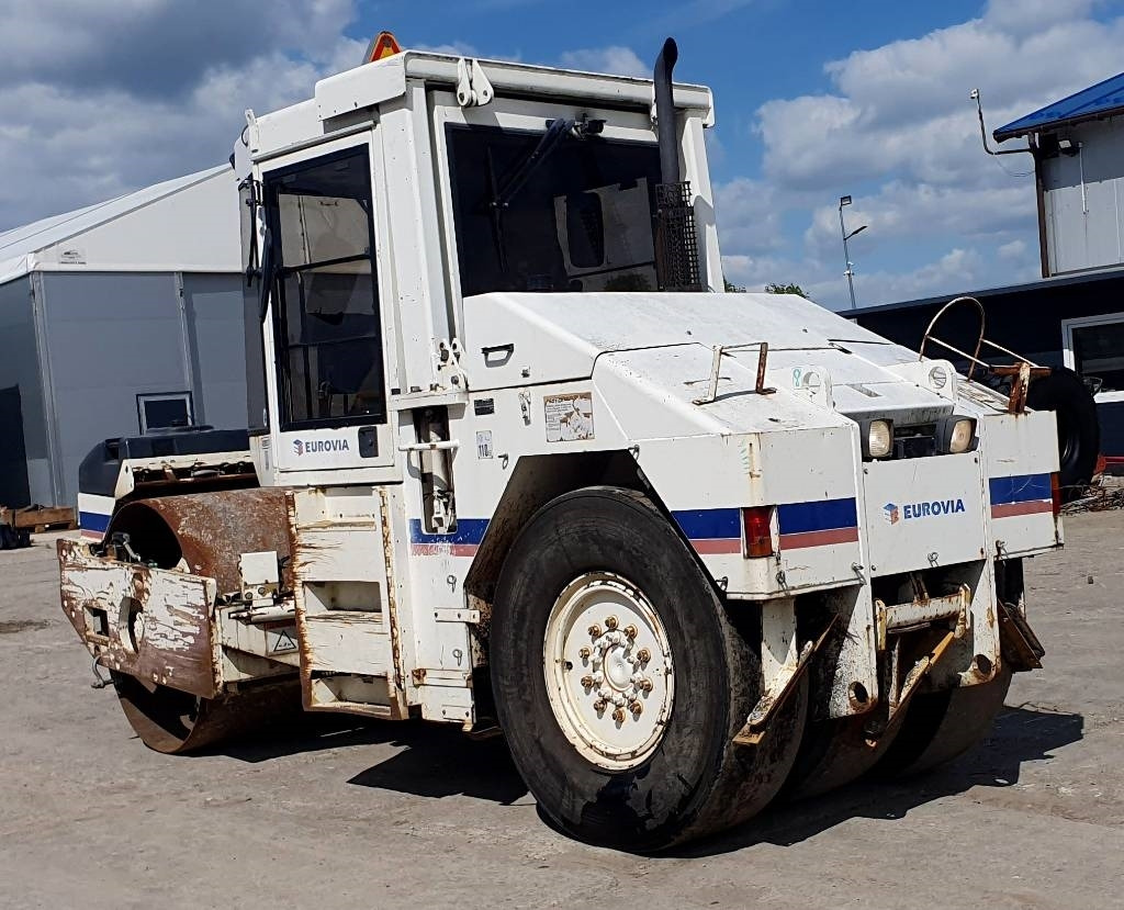 CAT CB 535 B - Compacteur mixte: photos 3 CAT CB 535 B - Compacteur mixte: photos 3