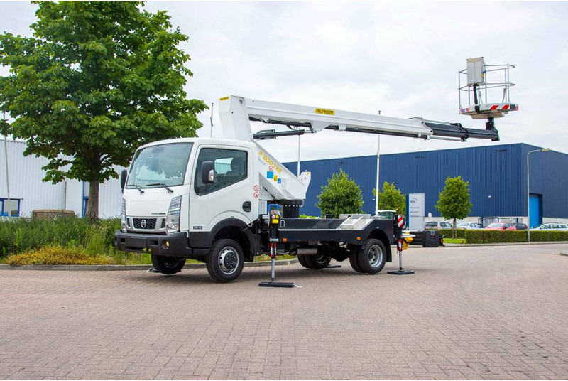Palfinger P 200 T X E - Camion avec nacelle: photos 5 Palfinger P 200 T X E - Camion avec nacelle: photos 5