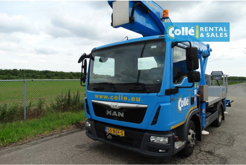 Palfinger P 300 KS | 2015 - Camion avec nacelle: photos 2 Palfinger P 300 KS | 2015 - Camion avec nacelle: photos 2