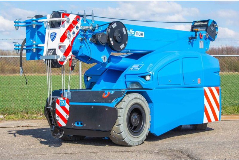 Valla V110R V110 R 11T CRANE WITH JIB | MANY OPTIONS - Mini grue: photos 2 Valla V110R V110 R 11T CRANE WITH JIB | MANY OPTIONS - Mini grue: photos 2