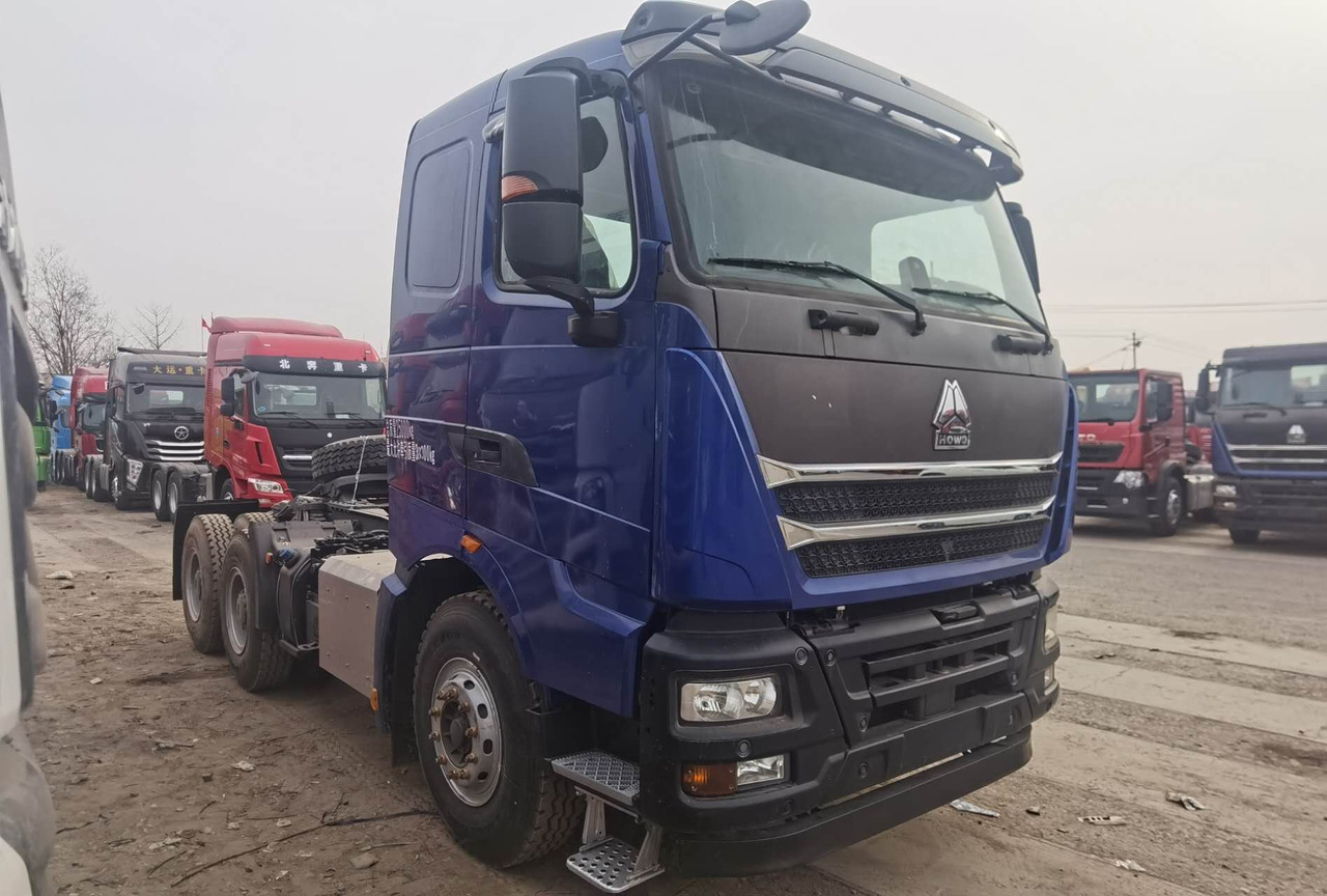 HOWO - Tracteur routier: photos 4 HOWO - Tracteur routier: photos 4