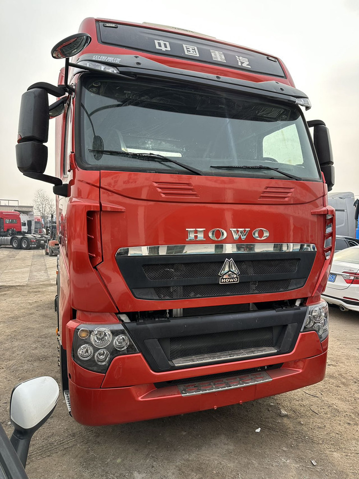 HOWO - Tracteur routier: photos 2 HOWO - Tracteur routier: photos 2