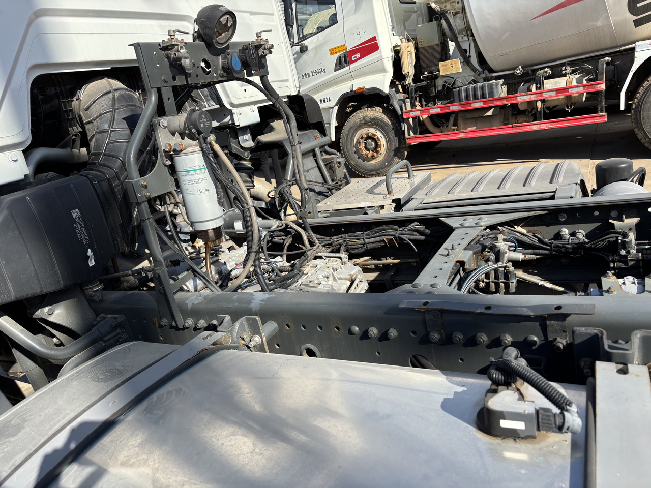 HOWO - Tracteur routier: photos 5 HOWO - Tracteur routier: photos 5