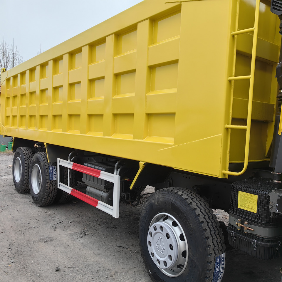 Sinotruckhowo - Camion benne: photos 5 Sinotruckhowo - Camion benne: photos 5