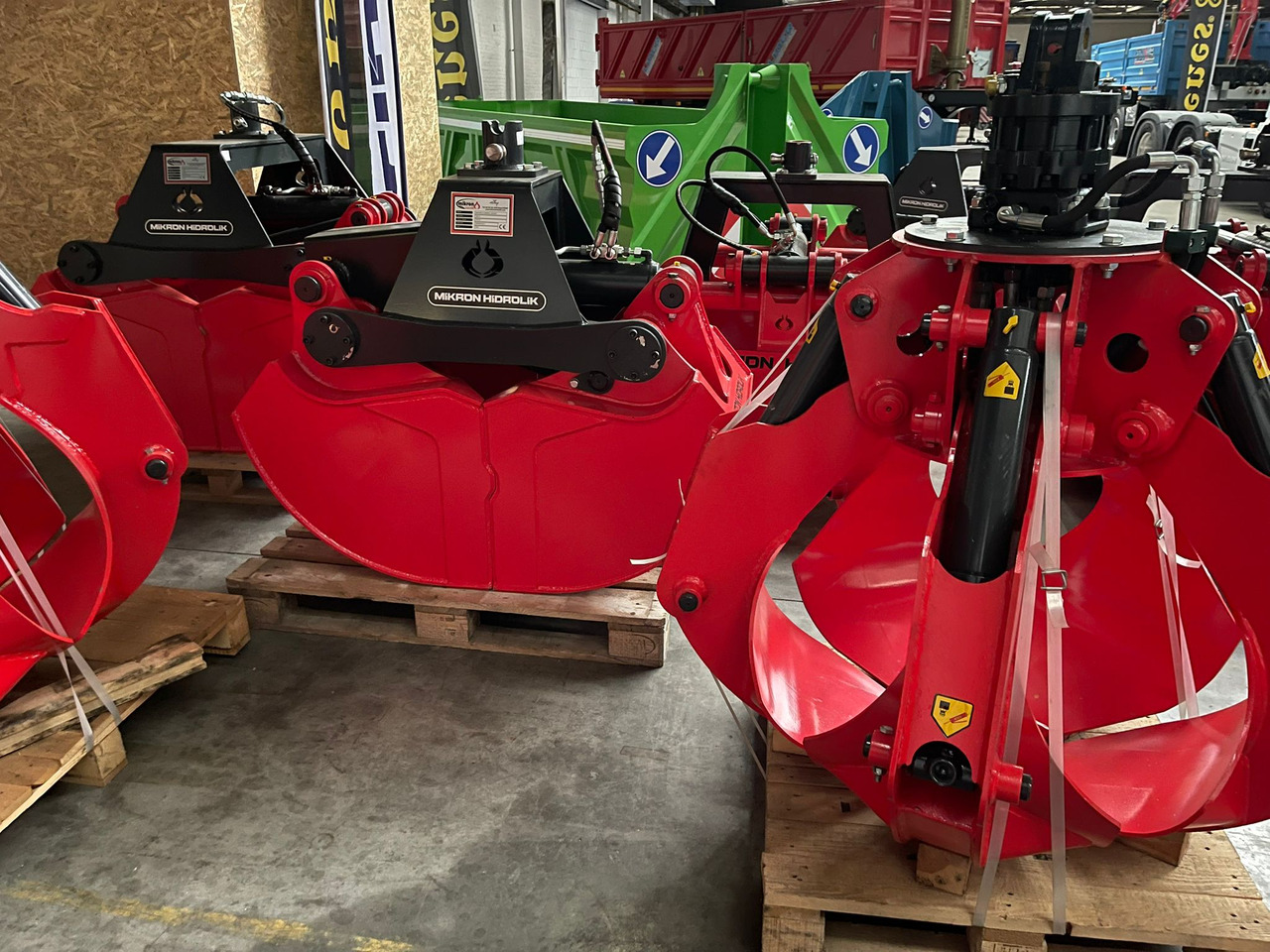 LIDER  - Godet pour pelle: photos 2 LIDER  - Godet pour pelle: photos 2