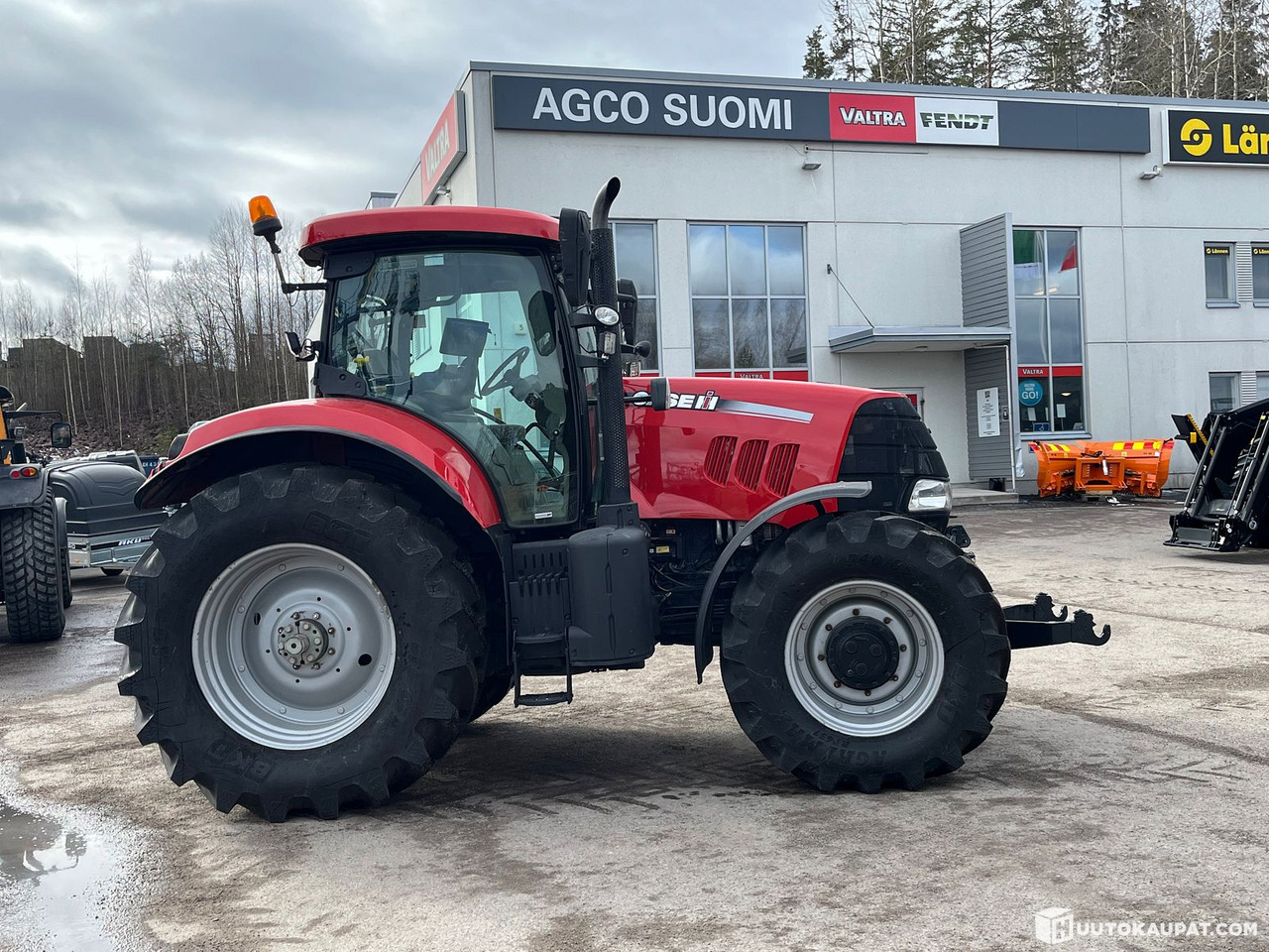 Case IH Puma 160, tractor with front linkage, 6,581 h, 2014, Espoo - Tracteur agricole: photos 4 Case IH Puma 160, tractor with front linkage, 6,581 h, 2014, Espoo - Tracteur agricole: photos 4