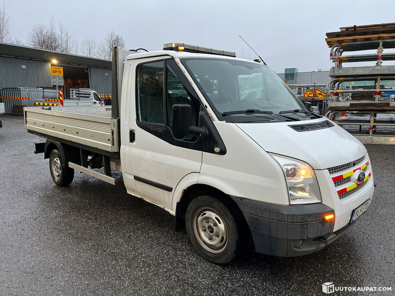 Ford Transit flatbed, reg. year 2012, only 151,068 km, Tampere - Utilitaire plateau: photos 1 Ford Transit flatbed, reg. year 2012, only 151,068 km, Tampere - Utilitaire plateau: photos 1