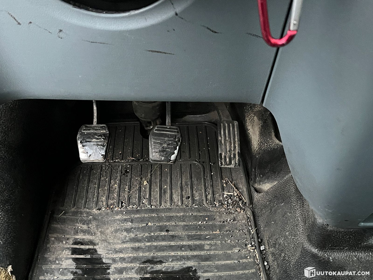 Utilitaire plateau Ford Transit flatbed, reg. year 2012, only 151,068 km, Tampere: photos 26 Utilitaire plateau Ford Transit flatbed, reg. year 2012, only 151,068 km, Tampere: photos 26