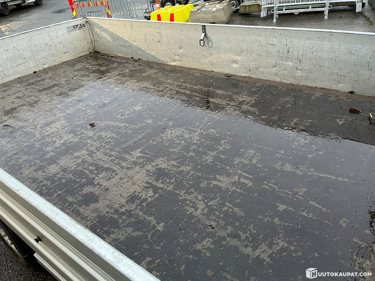 Utilitaire plateau Ford Transit flatbed, reg. year 2012, only 151,068 km, Tampere: photos 13 Utilitaire plateau Ford Transit flatbed, reg. year 2012, only 151,068 km, Tampere: photos 13