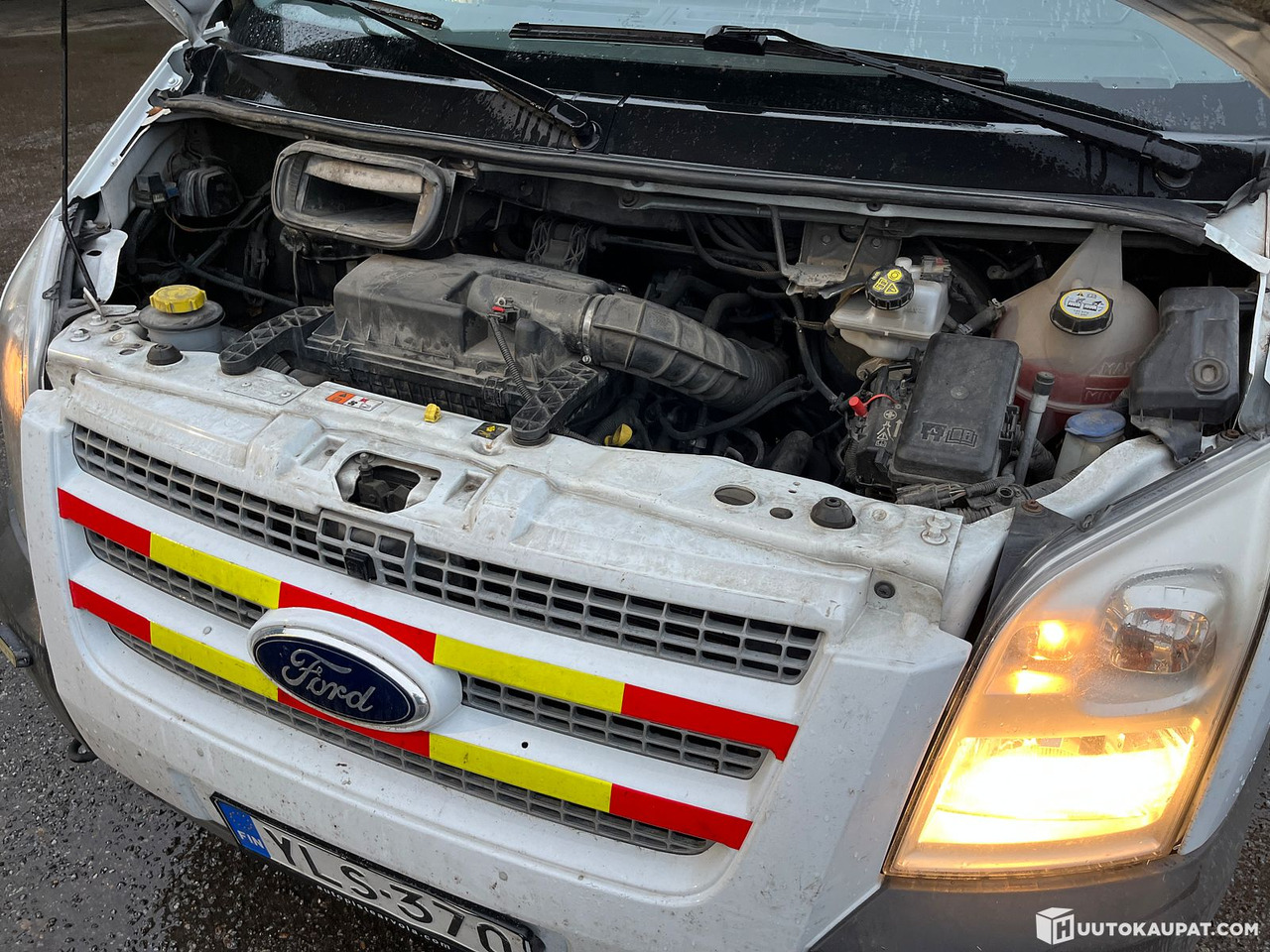 Utilitaire plateau Ford Transit flatbed, reg. year 2012, only 151,068 km, Tampere: photos 15 Utilitaire plateau Ford Transit flatbed, reg. year 2012, only 151,068 km, Tampere: photos 15