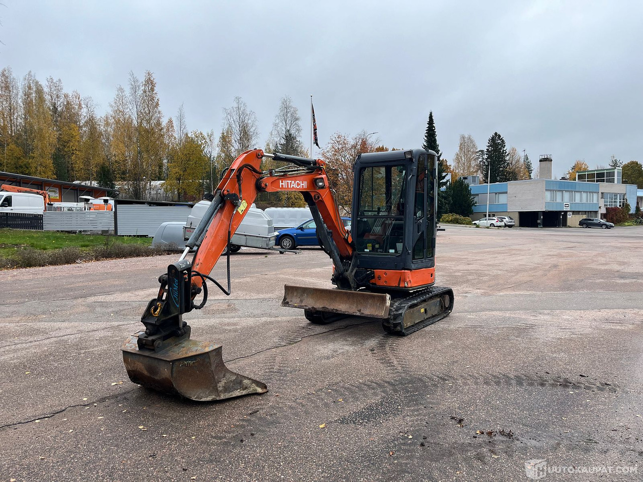Hitachi Zaxis 29U, kaivinkone kallistajalla ja tyvitaitolla, 2014, Kouvola - Mini pelle: photos 2 Hitachi Zaxis 29U, kaivinkone kallistajalla ja tyvitaitolla, 2014, Kouvola - Mini pelle: photos 2