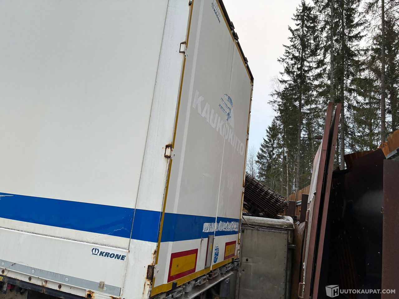 Krone Puoliperävaunu, 2014, Hyvinkää - Semi-remorque fourgon: photos 3 Krone Puoliperävaunu, 2014, Hyvinkää - Semi-remorque fourgon: photos 3