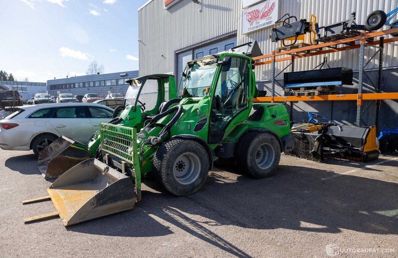 Avant 860 GT-ohjaamolla, 2022, Diesel, 1 000 h, Helsinki - Machine agricole: photos 1 Avant 860 GT-ohjaamolla, 2022, Diesel, 1 000 h, Helsinki - Machine agricole: photos 1