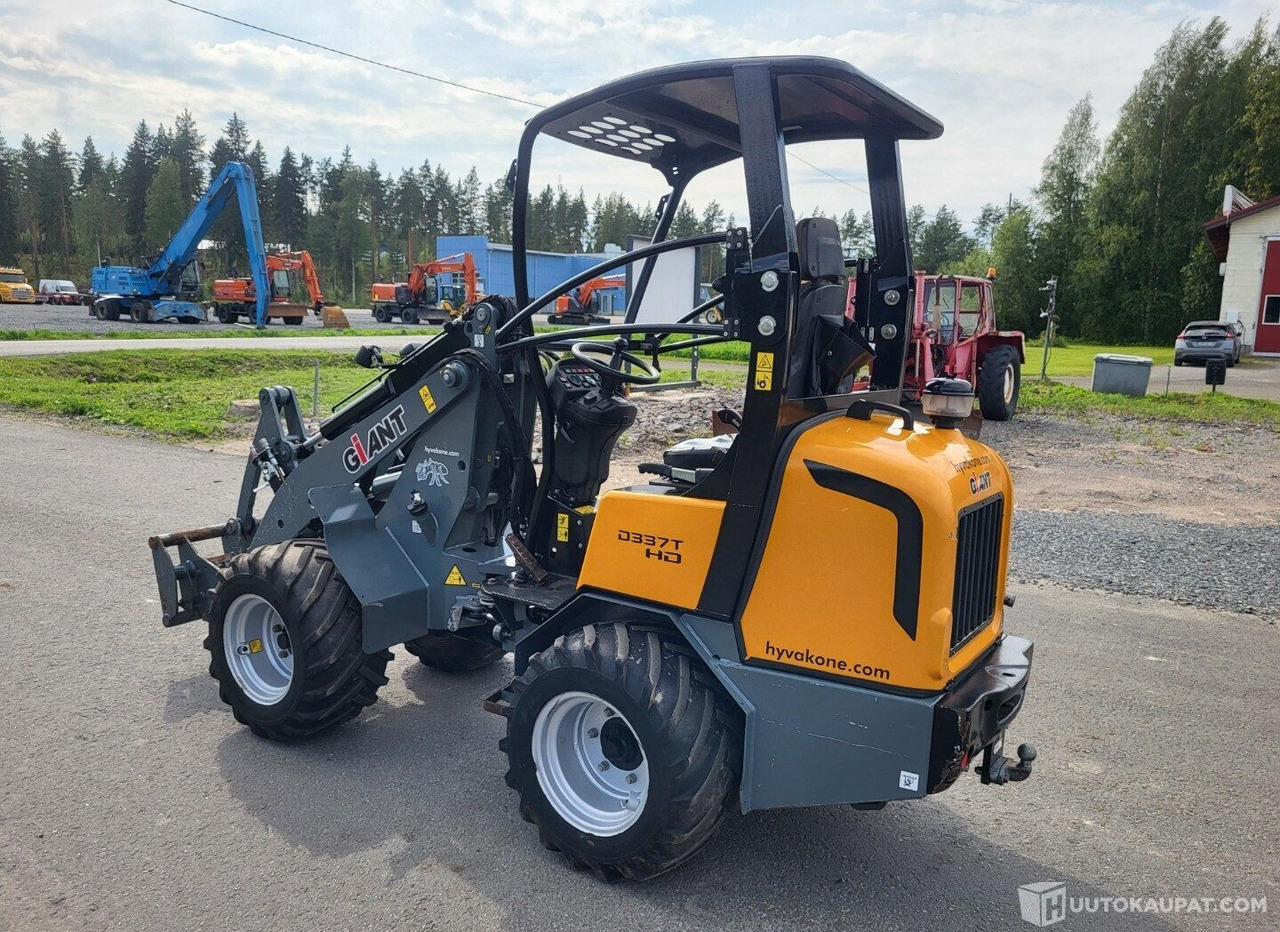 Giant D337T, 2018, Diesel, 2 016 h, Virrat - Machine agricole: photos 2 Giant D337T, 2018, Diesel, 2 016 h, Virrat - Machine agricole: photos 2