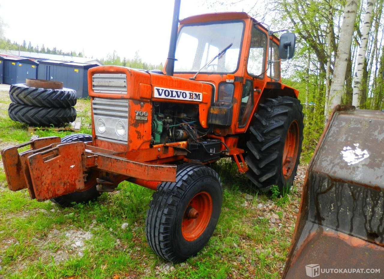 Volvo BM T 700, 1977, 4.3 l, Diesel, 6 580 h Traktori, Kurikka - Machine agricole: photos 3 Volvo BM T 700, 1977, 4.3 l, Diesel, 6 580 h Traktori, Kurikka - Machine agricole: photos 3