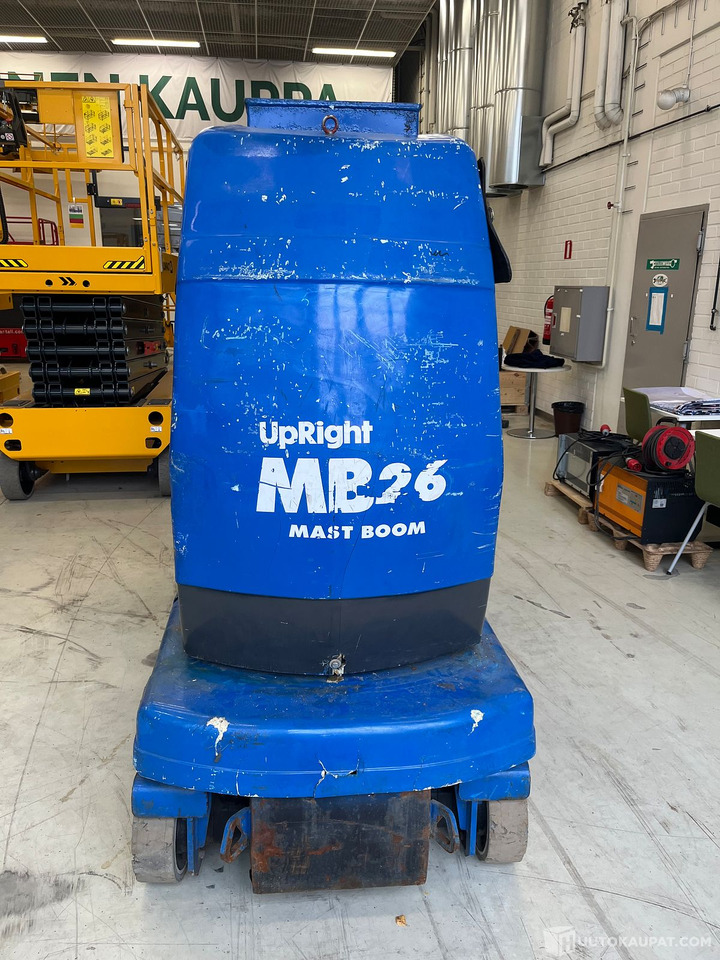 UpRight MB 26, 2002 Kuukulkija, Vantaa - Nacelle à mât vertical: photos 2 UpRight MB 26, 2002 Kuukulkija, Vantaa - Nacelle à mât vertical: photos 2