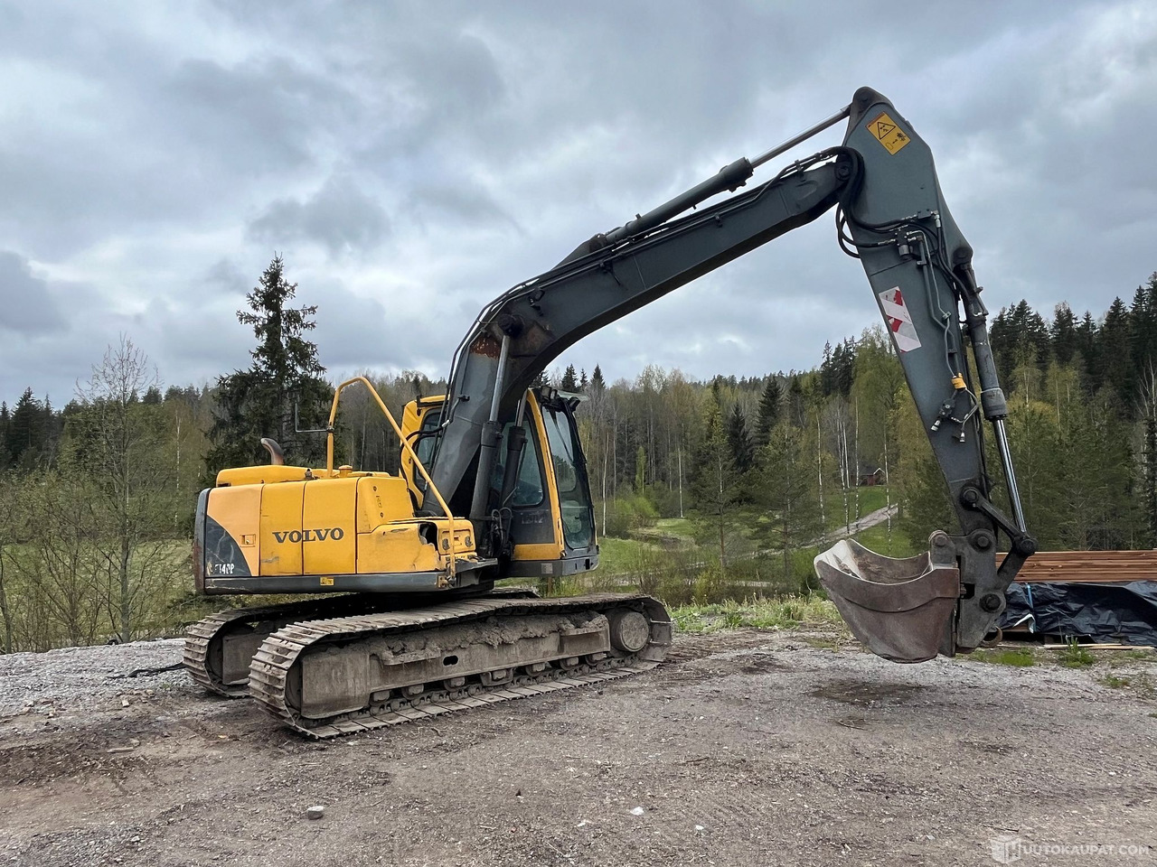 Volvo EC140B, kaivinkone, lähes uudet telat, 2002, Vihti - Pelle sur chenille: photos 3 Volvo EC140B, kaivinkone, lähes uudet telat, 2002, Vihti - Pelle sur chenille: photos 3