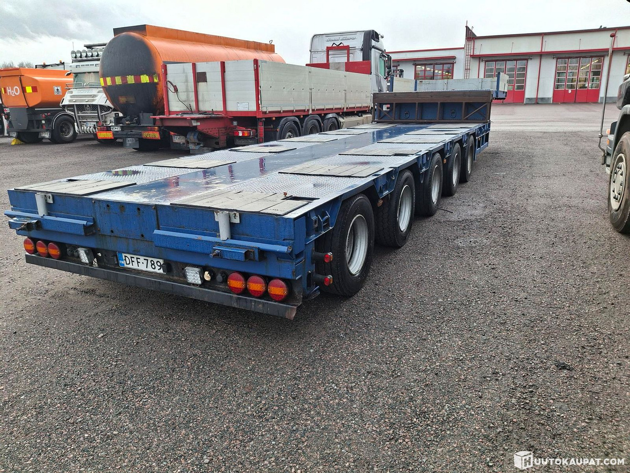 Make Goldhofer STZ-L5-58/80 A, 2009, Nurmijärvi - Semi-remorque plateau: photos 1 Make Goldhofer STZ-L5-58/80 A, 2009, Nurmijärvi - Semi-remorque plateau: photos 1