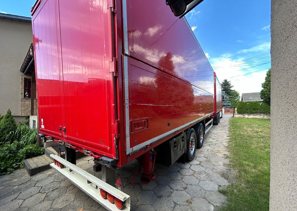 DAF XF 510 NAPOJÓWKA z Niemiec Retarder TOP ALUFELGI / FULL OPCJA / super space 106.510 106.460 480 530 najlepszy motor 6x2 26.510 26.460 - Camion à rideaux coulissants: photos 3 DAF XF 510 NAPOJÓWKA z Niemiec Retarder TOP ALUFELGI / FULL OPCJA / super space 106.510 106.460 480 530 najlepszy motor 6x2 26.510 26.460 - Camion à rideaux coulissants: photos 3